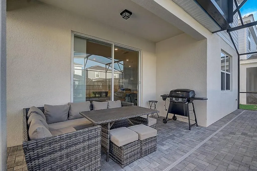 Luxury New 5 Bedroom Solterra Resort Close To Disney Davenport