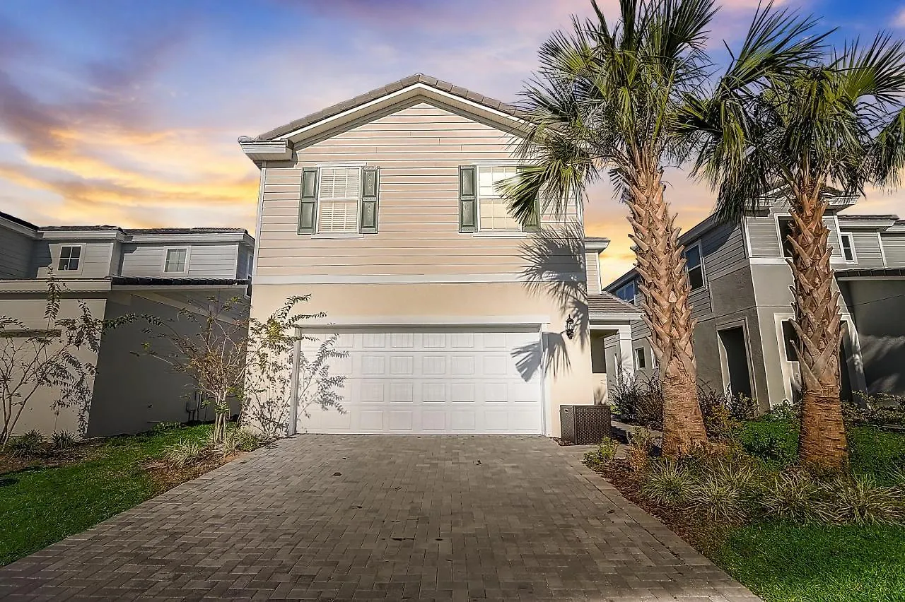 Luxury New 5 Bedroom Solterra Resort Close To Disney Davenport